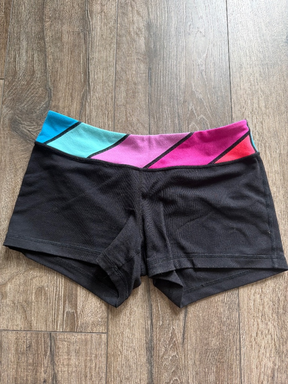 Ivivva by Lululemon black shorts
